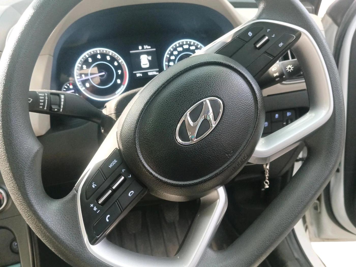 2023 Hyundai Creta EX 1.5 PETROL, Petrol, Manual, 15,570 km, interior