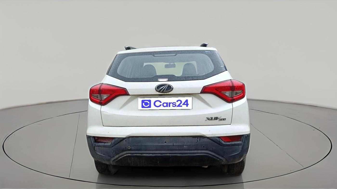 2021 Mahindra XUV300 W4 1.5 DIESEL, Diesel, Manual, 68,200 km, exterior