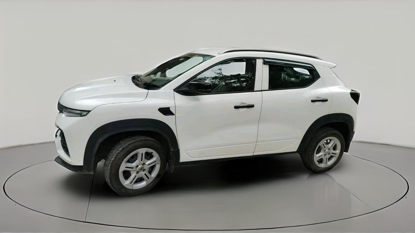 2024 Renault Kiger RXE MT, Petrol, Manual, 6,439 km, exterior