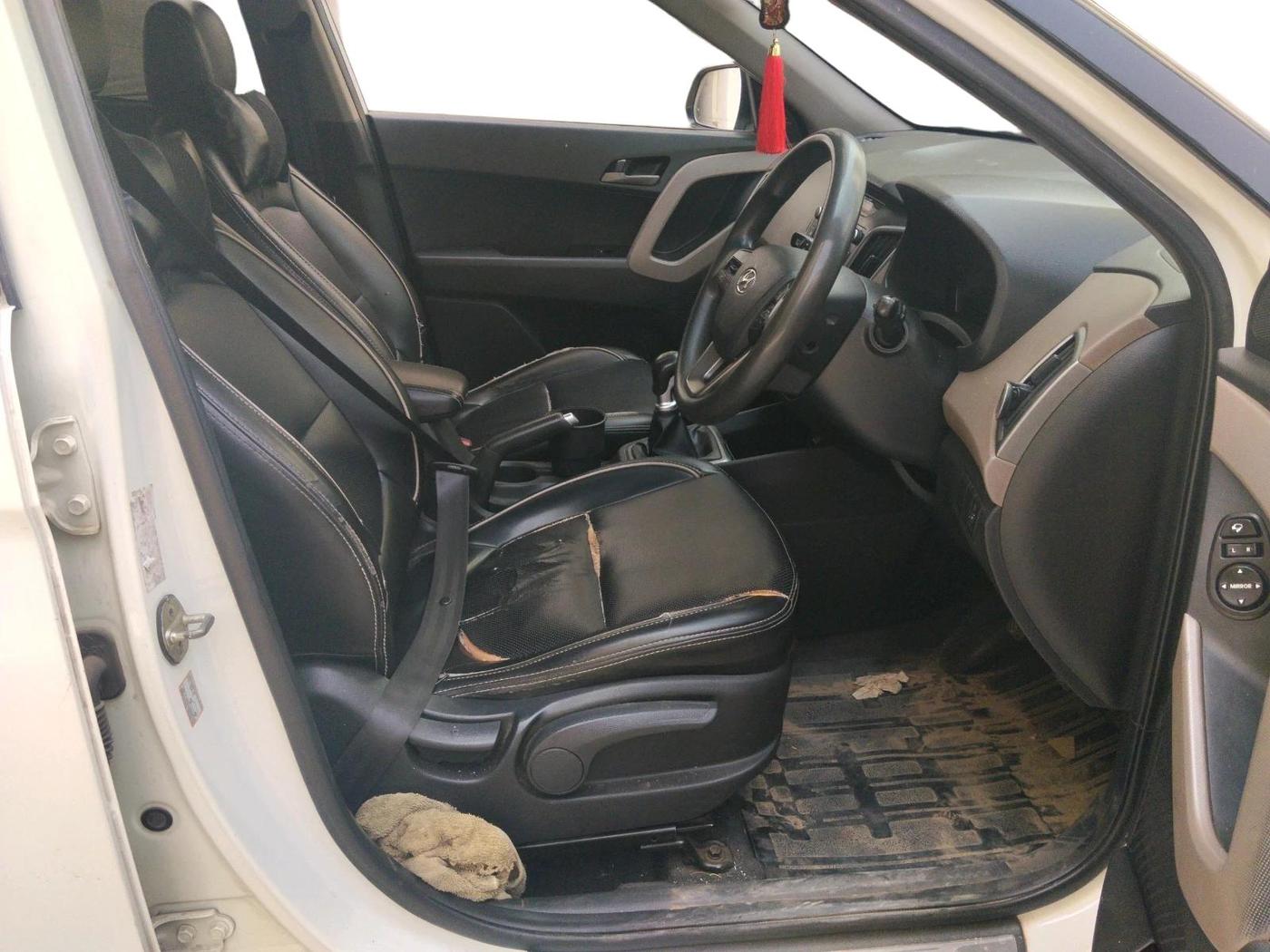 2017 Hyundai Creta SX PLUS 1.6 PETROL, Petrol, Manual, 97,034 km, interior