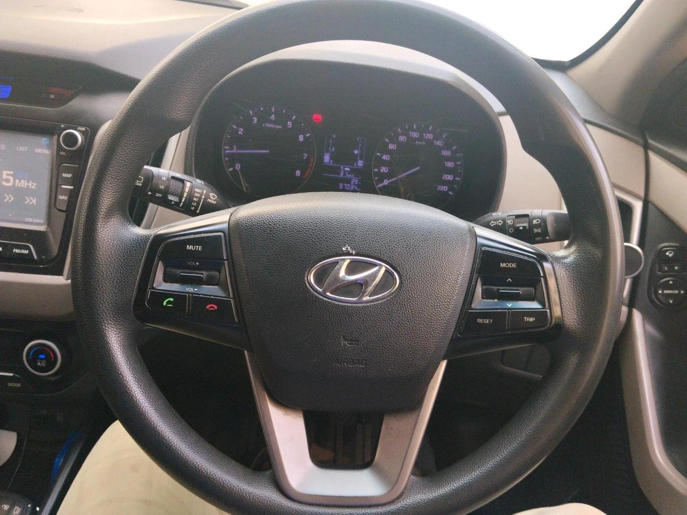 2017 Hyundai Creta SX PLUS 1.6 PETROL, Petrol, Manual, 97,034 km, interior