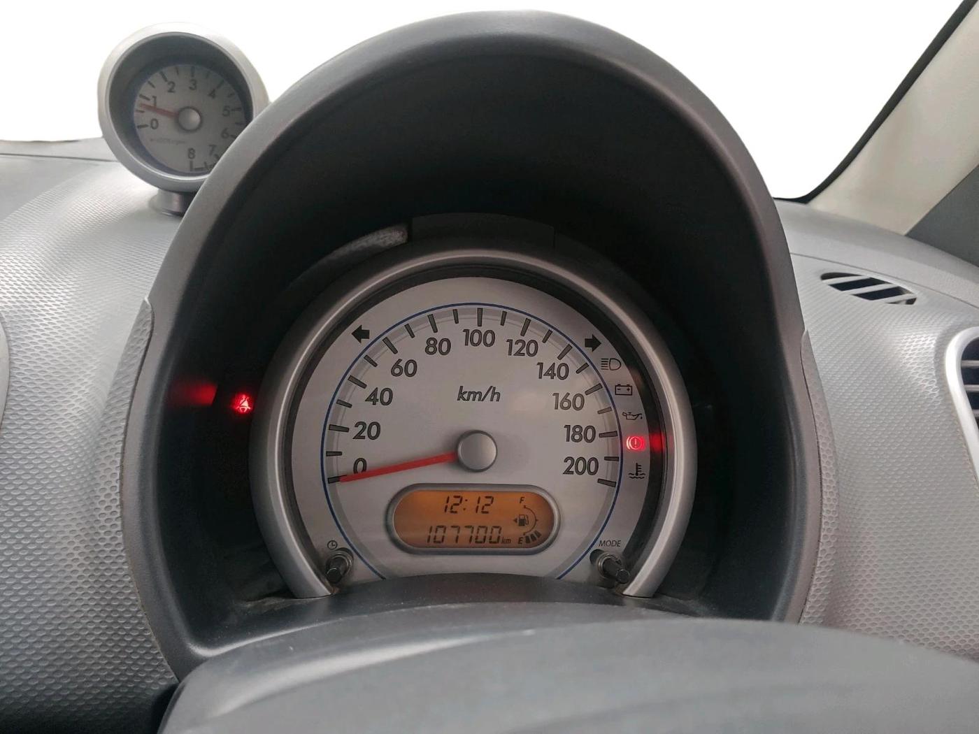 2011 Maruti Ritz VXI, CNG, Manual, 1,07,700 km, interior