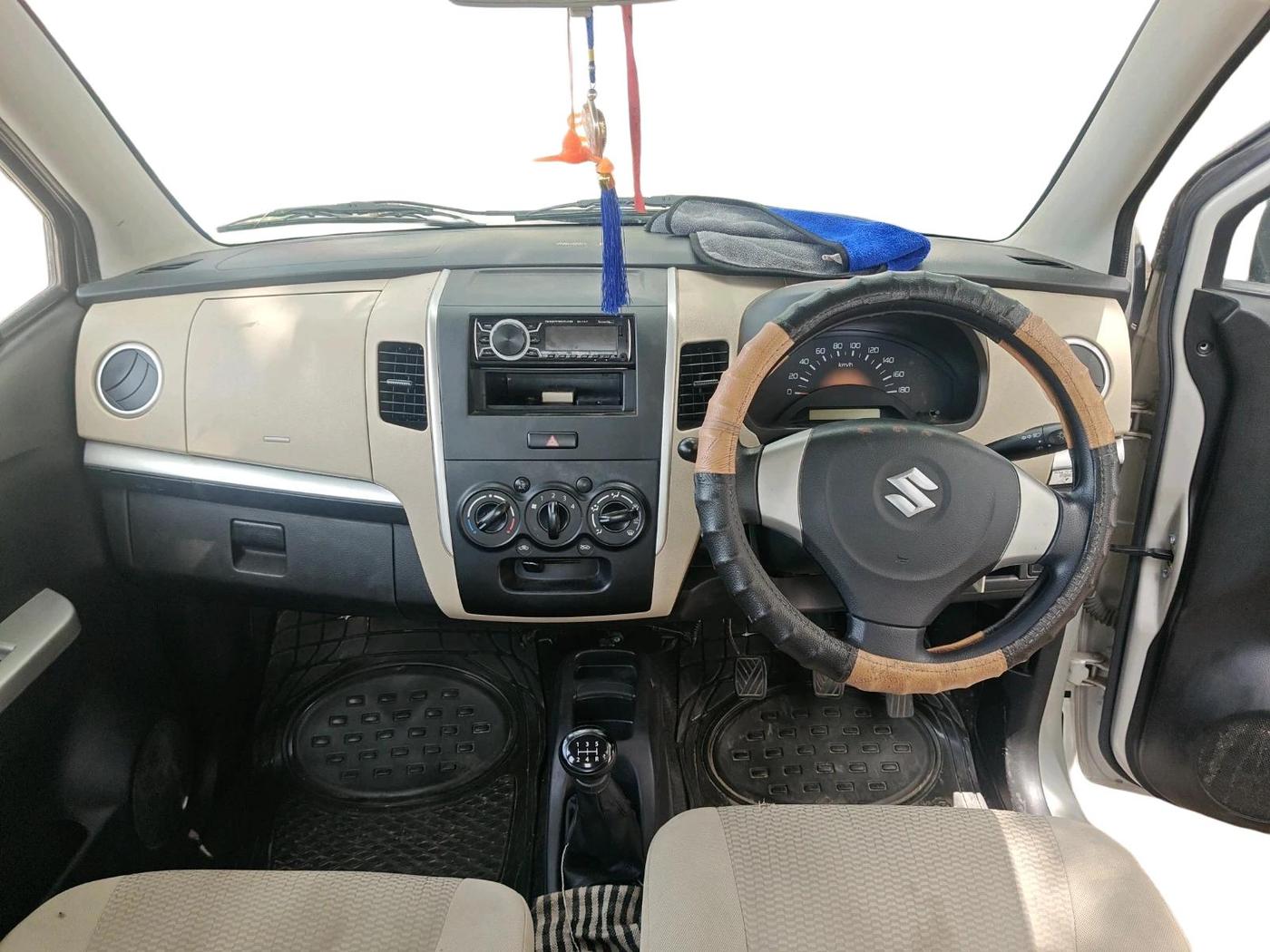 2018 Maruti Wagon R 1.0 LXI, Petrol, Manual, 20,901 km, interior