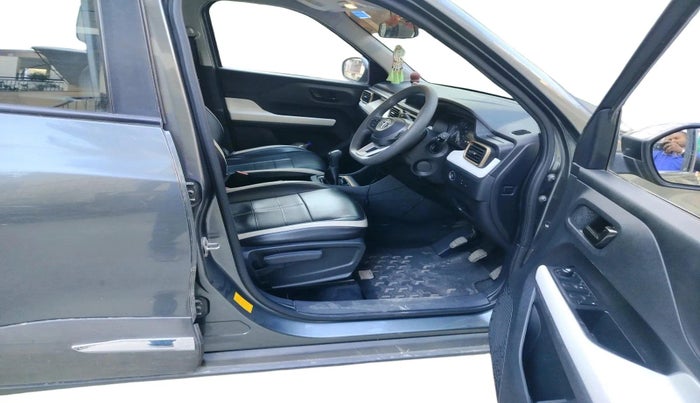 2021 Tata PUNCH ACCOMPLISHED MT, Petrol, Manual, 19,977 km, interior