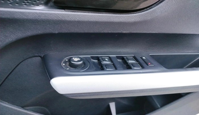 2021 Tata PUNCH ACCOMPLISHED MT, Petrol, Manual, 19,977 km, interior