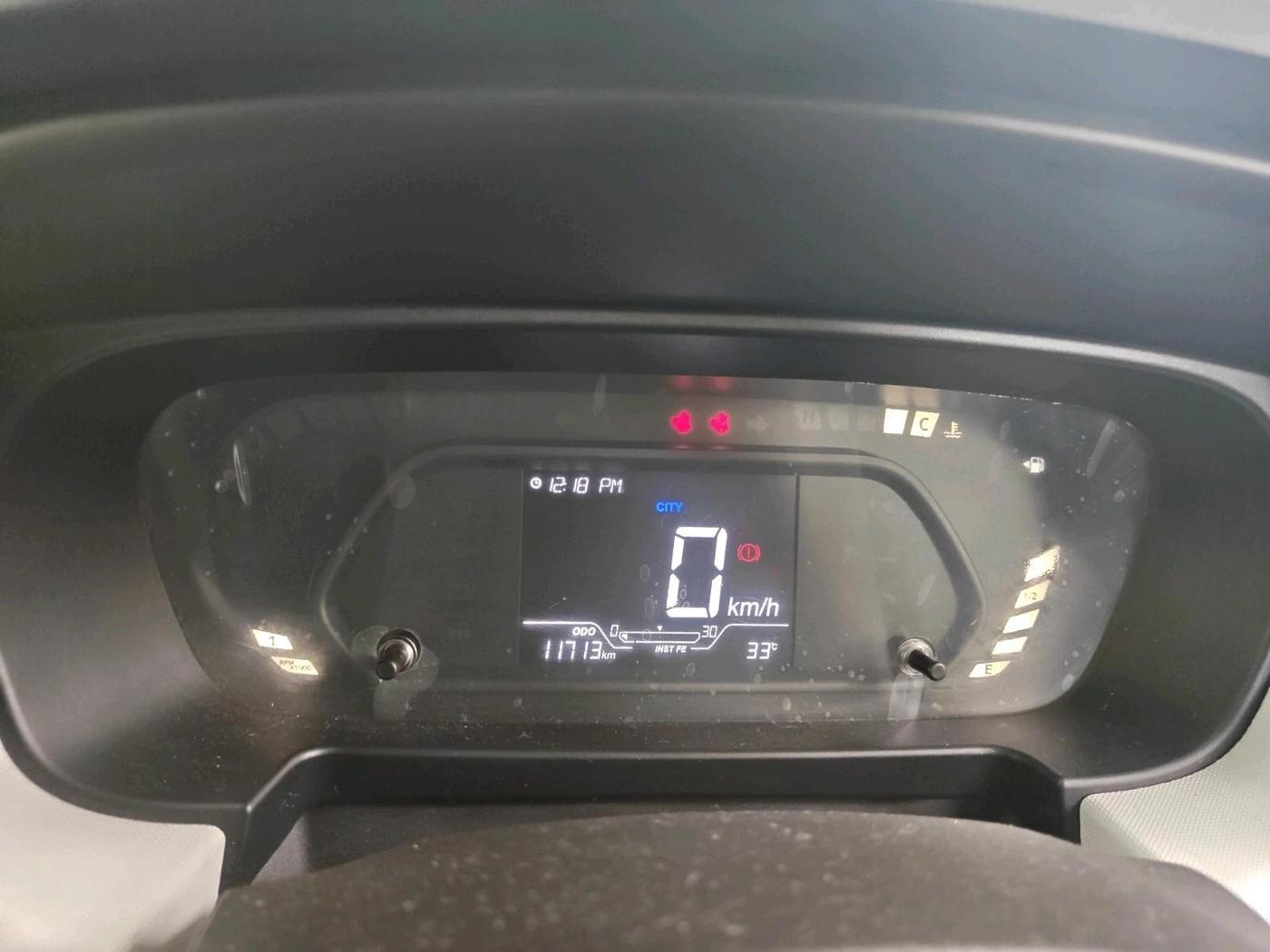 2024 Tata PUNCH PURE MT, Petrol, Manual, 11,713 km, interior