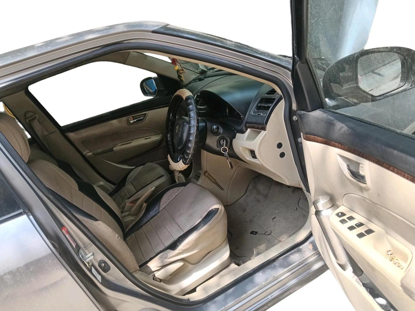 2014 Maruti Swift Dzire VXI, Petrol, Manual, 1,19,427 km, interior