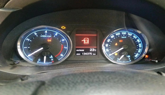 2015 Toyota Corolla Altis G PETROL, Petrol, Manual, 1,34,375 km, interior