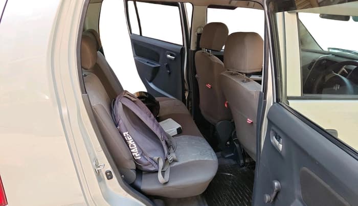 2011 Maruti Wagon R 1.0 LXI CNG, CNG, Manual, 1,04,350 km, interior