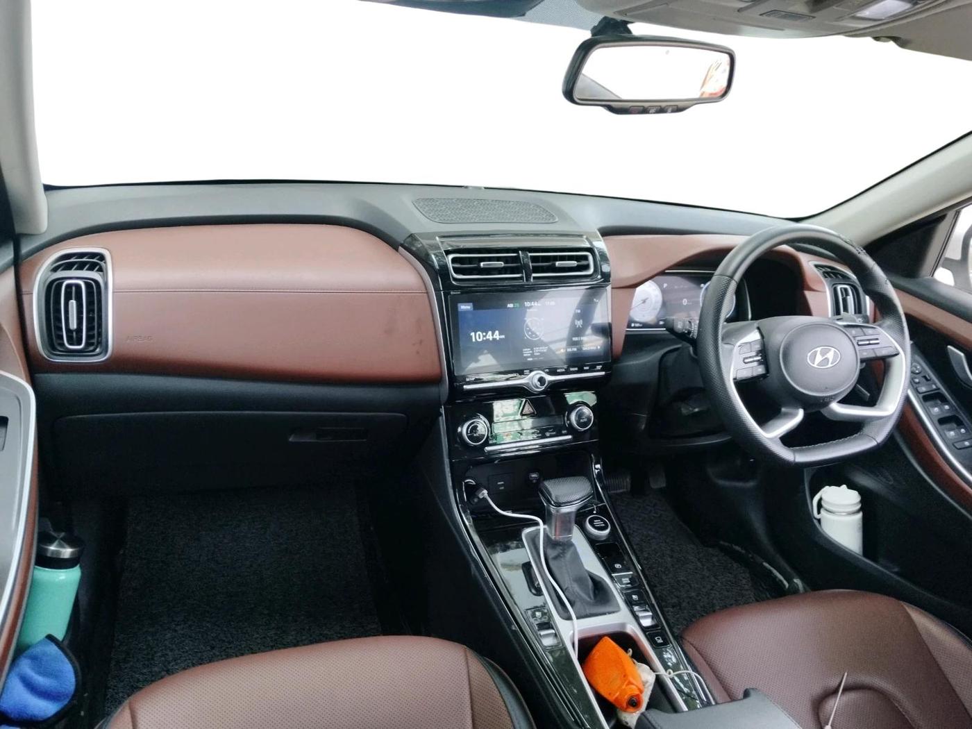 2023 Hyundai ALCAZAR 2.0 SIGNATURE (O) AT 6STR, Petrol, Automatic, 22,675 km, interior