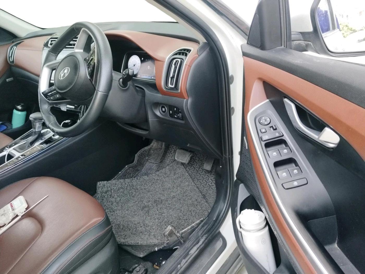 2023 Hyundai ALCAZAR 2.0 SIGNATURE (O) AT 6STR, Petrol, Automatic, 22,675 km, interior