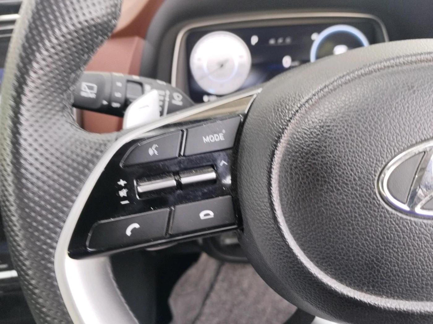 2023 Hyundai ALCAZAR 2.0 SIGNATURE (O) AT 6STR, Petrol, Automatic, 22,675 km, interior