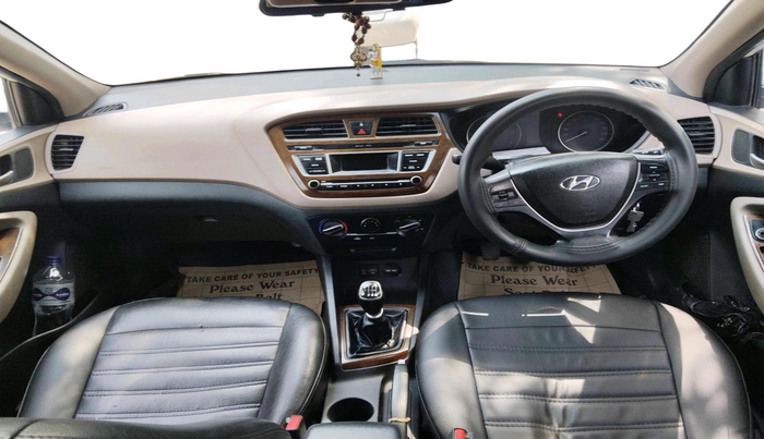 2016 Hyundai Elite i20 MAGNA 1.4 CRDI, Diesel, Manual, 1,22,371 km, interior