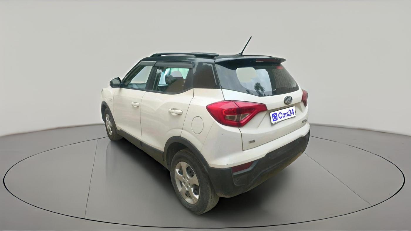 2019 Mahindra XUV300 W6 1.2 PETROL, Petrol, Manual, 64,334 km, exterior