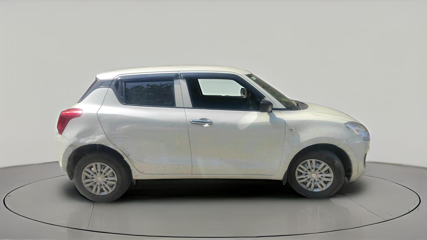 2023 Maruti Swift LXI, Petrol, Manual, 47,111 km, exterior