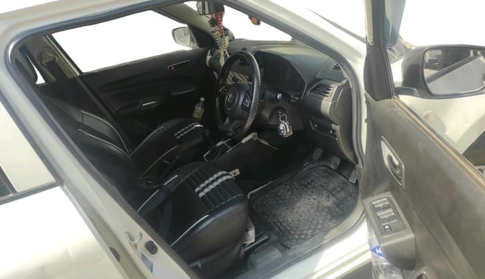 2023 Maruti Swift LXI, Petrol, Manual, 47,111 km, interior