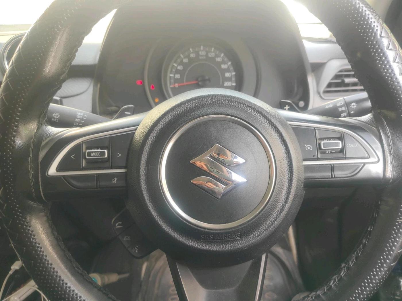 2023 Maruti Swift LXI, Petrol, Manual, 47,111 km, interior