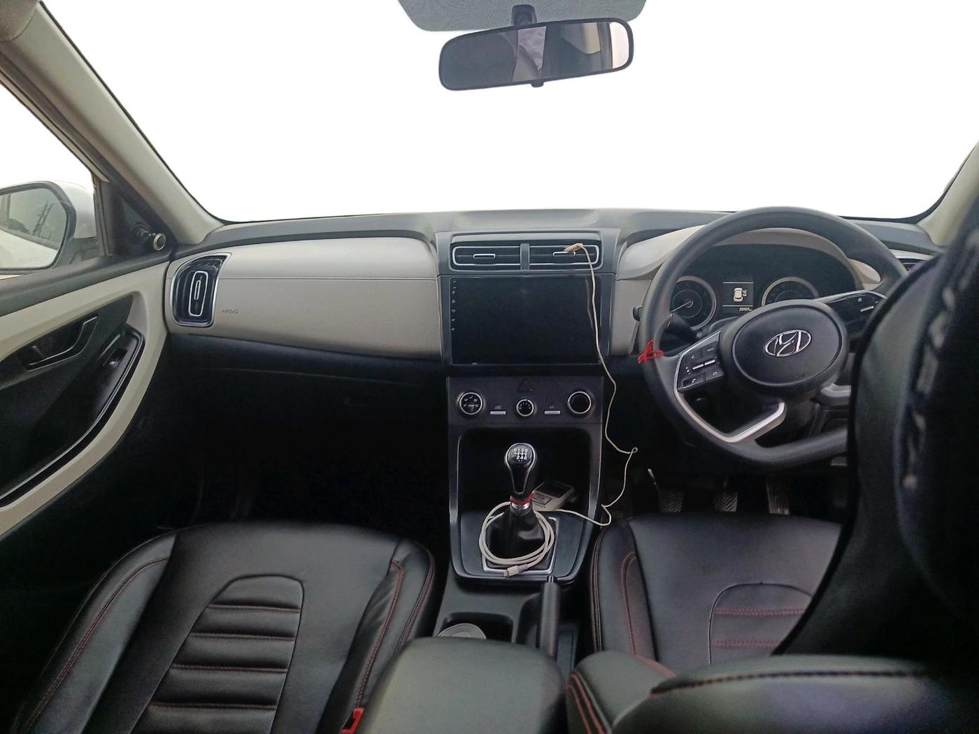 2022 Hyundai Creta E 1.5 PETROL, Petrol, Manual, 22,957 km, interior