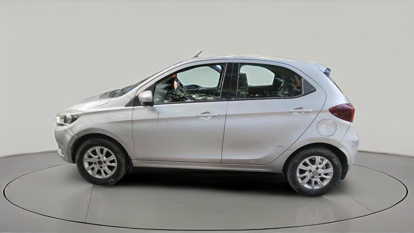 2017 Tata Tiago XZA PETROL, Petrol, Automatic, 65,860 km, exterior