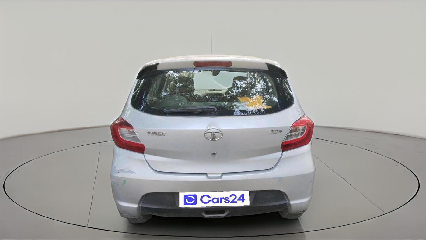 2017 Tata Tiago XZA PETROL, Petrol, Automatic, 65,860 km, exterior