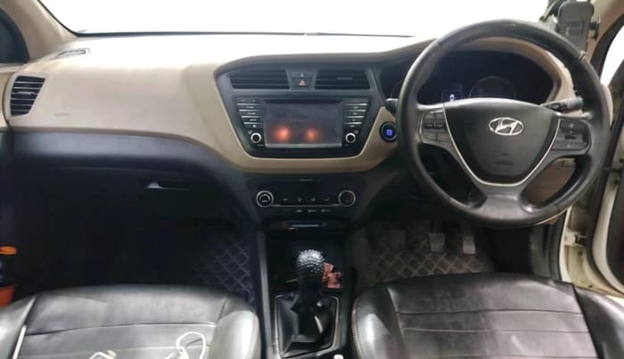 2016 Hyundai Elite i20 ASTA 1.2 (O), CNG, Manual, 90,524 km, interior