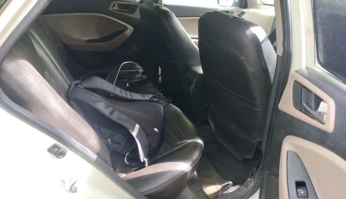 2016 Hyundai Elite i20 ASTA 1.2 (O), CNG, Manual, 90,524 km, interior