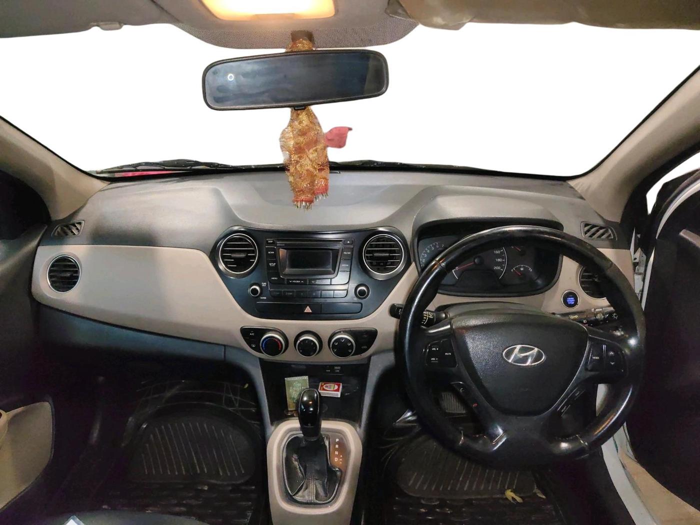 2015 Hyundai Grand i10 ASTA AT 1.2 KAPPA VTVT, Petrol, Automatic, 71,103 km, interior
