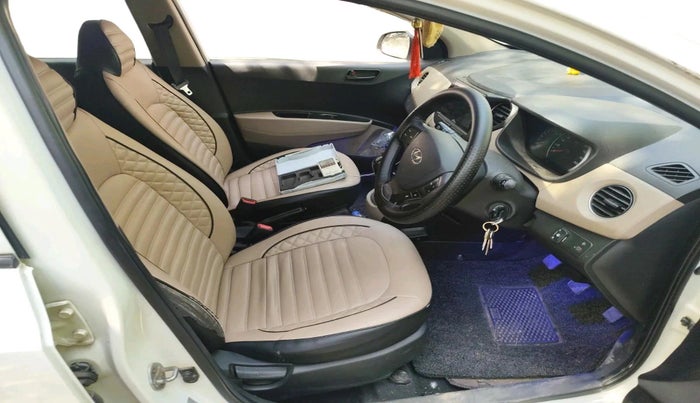 2017 Hyundai Grand i10 MAGNA 1.2 KAPPA VTVT, CNG, Manual, 29,318 km, interior