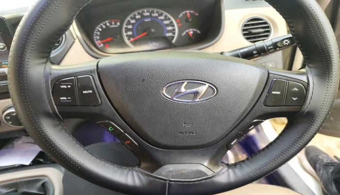 2017 Hyundai Grand i10 MAGNA 1.2 KAPPA VTVT, CNG, Manual, 29,318 km, interior