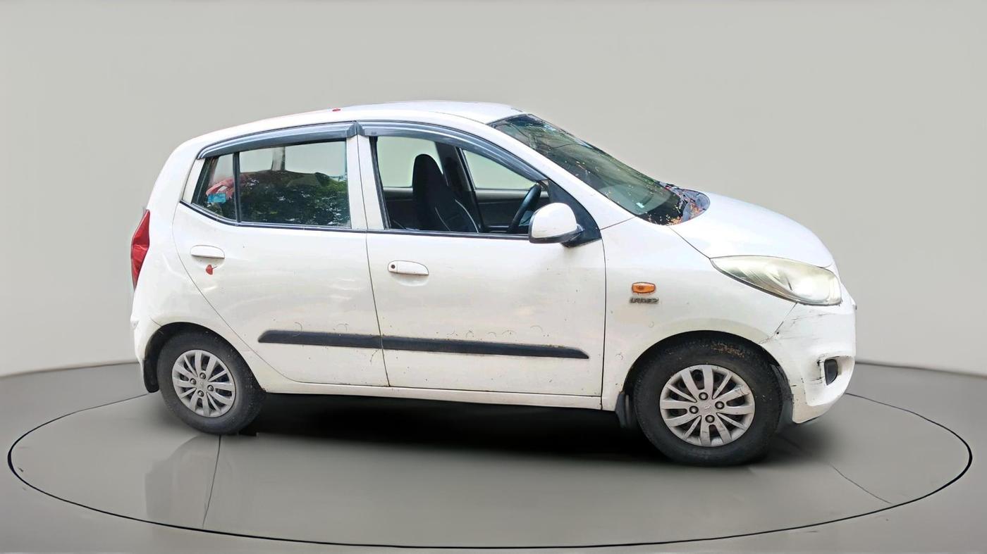 2015 Hyundai i10 SPORTZ 1.1, Petrol, Manual, 53,952 km, exterior
