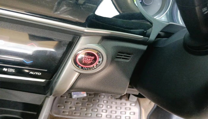 2017 Honda City 1.5L I-VTEC V MT, Petrol, Manual, 53,743 km, interior