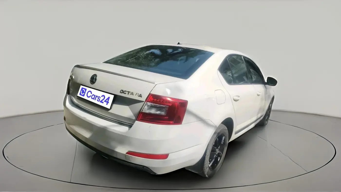 2017 Skoda Octavia 2.0 TDI CR STYLE PLUS AT, Diesel, Automatic, 72,689 km, exterior