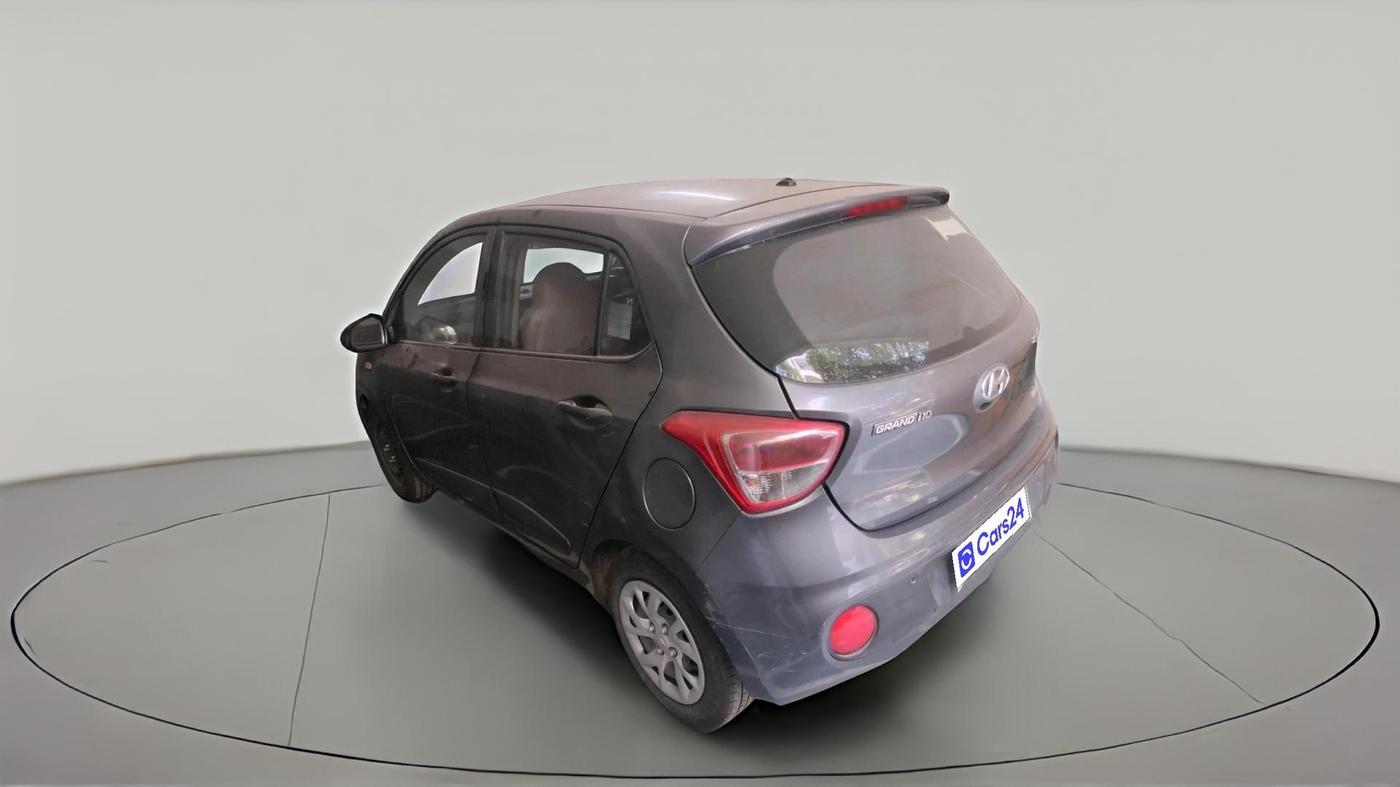 2017 Hyundai Grand i10 SPORTZ 1.2 KAPPA VTVT, CNG, Manual, 1,21,029 km, exterior
