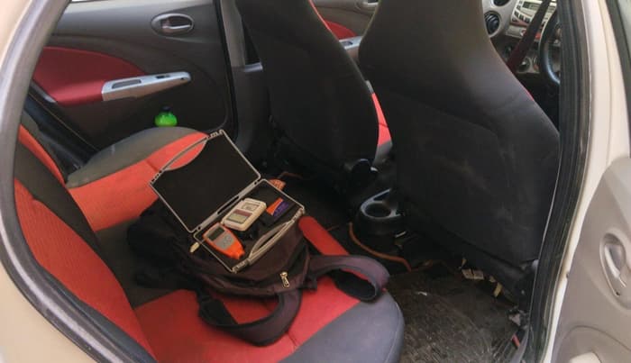2011 Toyota Etios VX, CNG, Manual, 1,16,483 km, interior