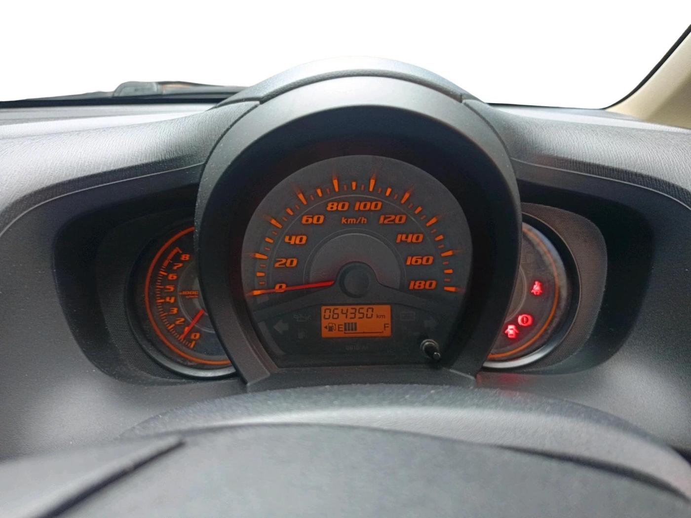 2014 Honda Amaze 1.2L I-VTEC S, Petrol, Manual, 64,350 km, interior