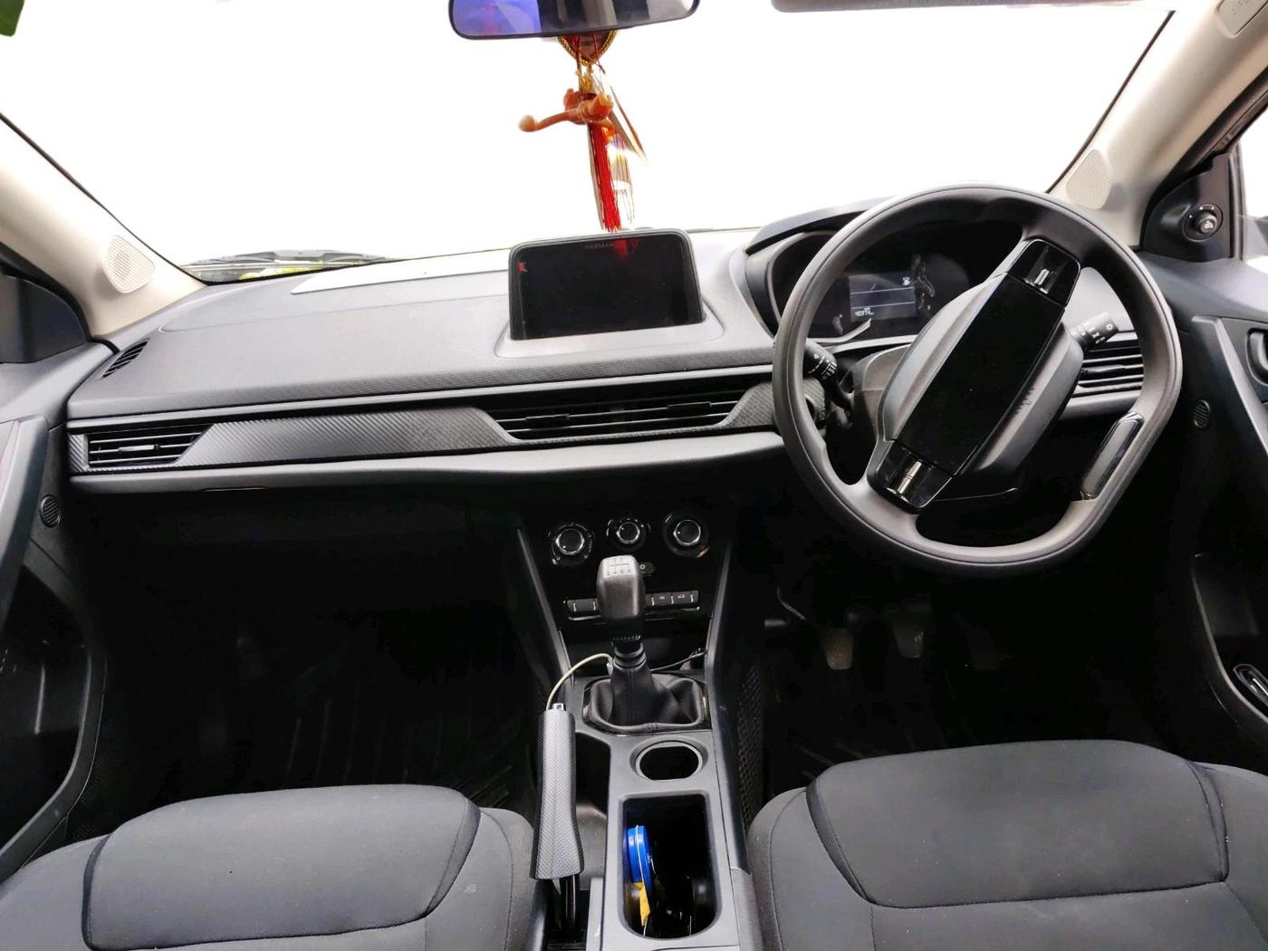 2024 Tata NEXON Smart Plus S 1.2 iCNG, CNG, Manual, 40,474 km, interior