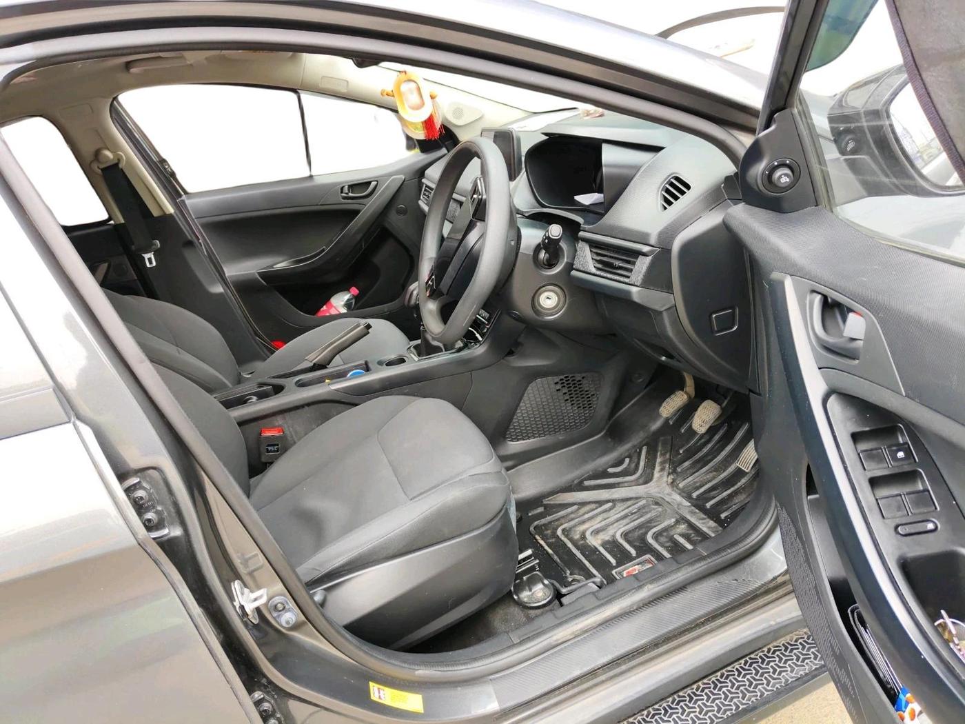2024 Tata NEXON Smart Plus S 1.2 iCNG, CNG, Manual, 40,474 km, interior