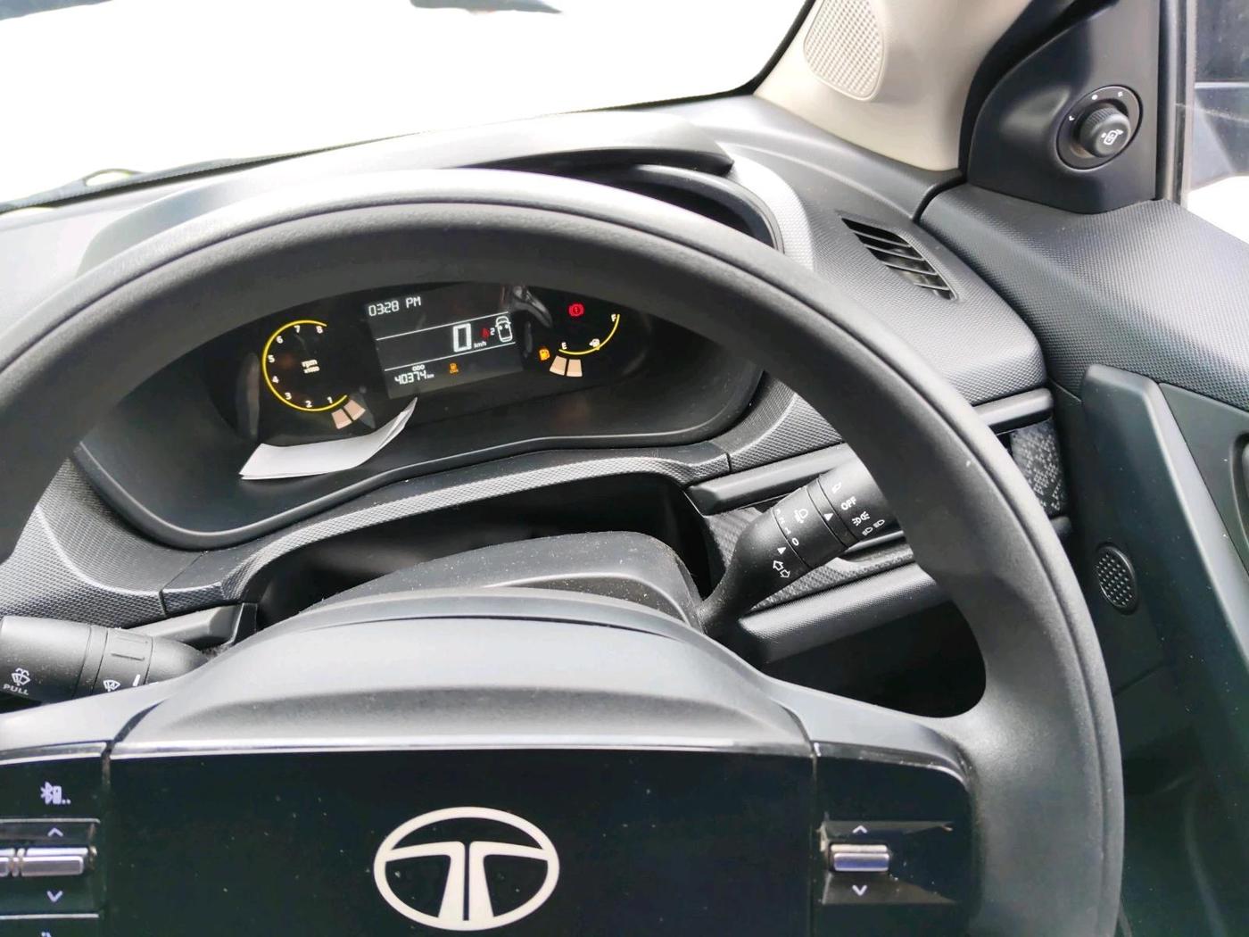 2024 Tata NEXON Smart Plus S 1.2 iCNG, CNG, Manual, 40,474 km, interior