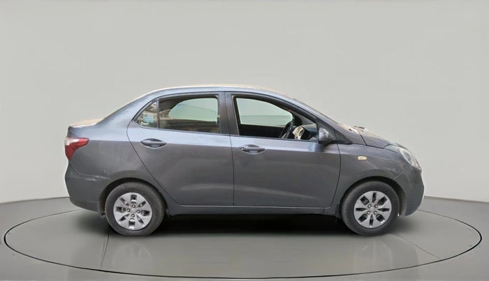 2017 Hyundai Xcent E+, CNG, Manual, 74,152 km, exterior