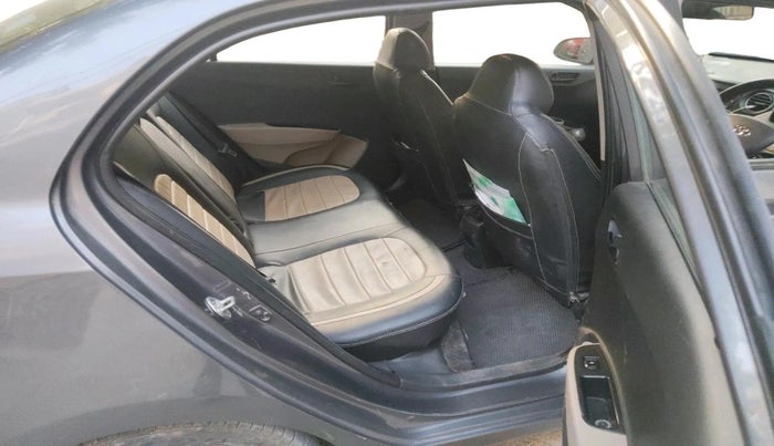 2017 Hyundai Xcent E+, CNG, Manual, 74,152 km, interior