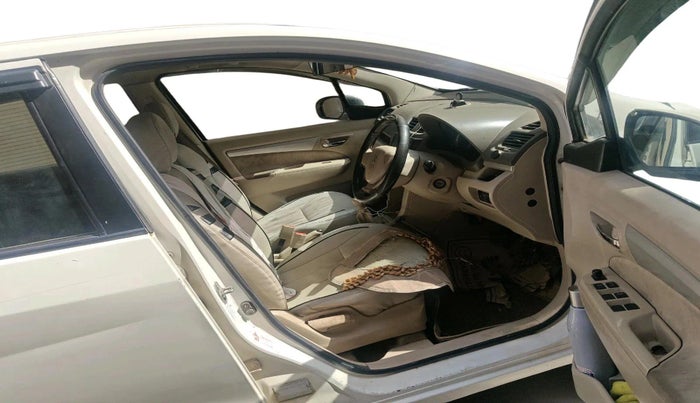 2015 Maruti Ertiga VXI CNG, CNG, Manual, 2,71,105 km, interior