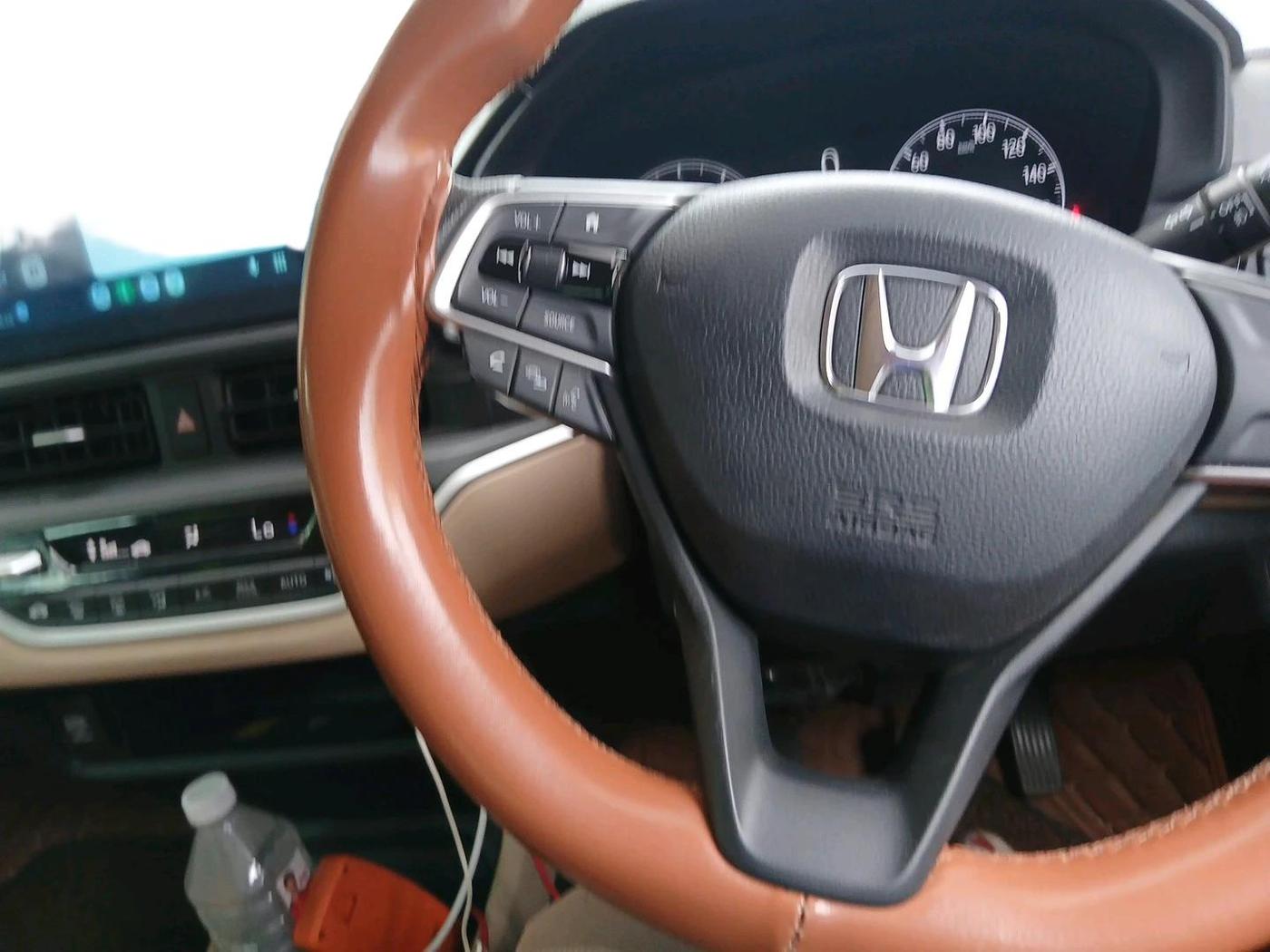 2025 Honda Amaze 1.2L I-VTEC VX, Petrol, Manual, 22,726 km, interior