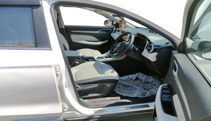 2024 MG ASTOR Select 1.5 CVT (Ivory), Petrol, Automatic, 20,196 km, interior