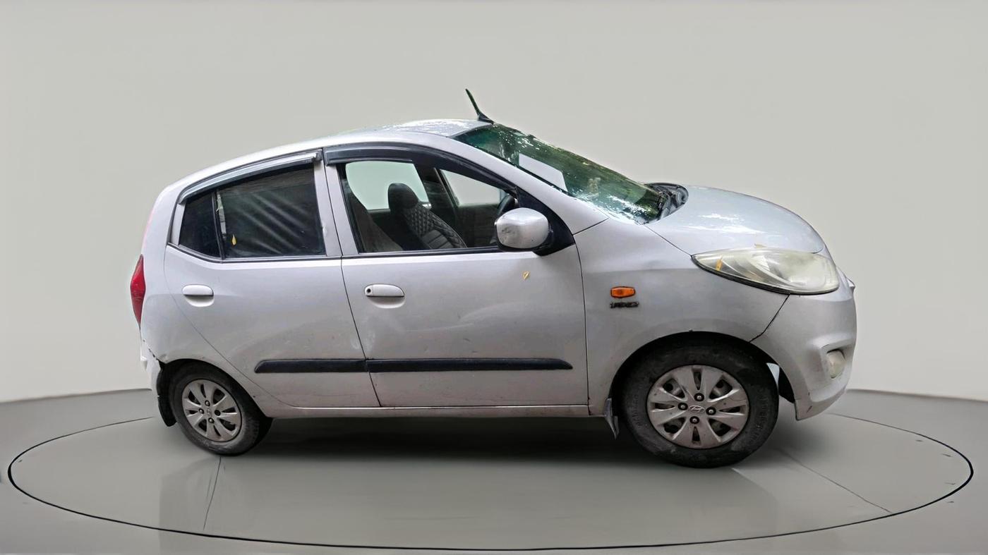 2013 Hyundai i10 MAGNA 1.1, CNG, Manual, 1,38,617 km, exterior