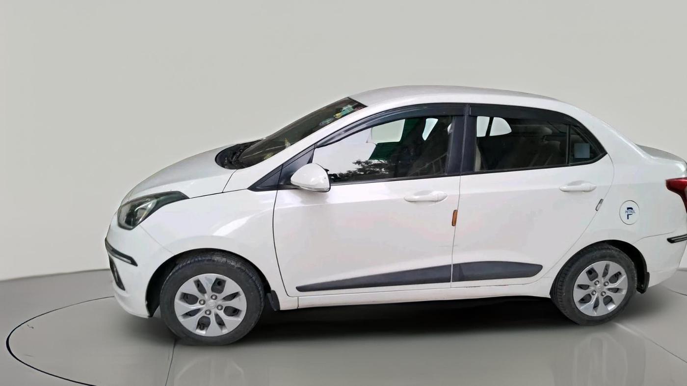 2016 Hyundai Xcent S 1.2, Petrol, Manual, 54,918 km, exterior