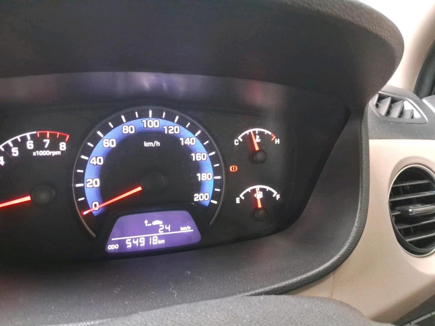 2016 Hyundai Xcent S 1.2, Petrol, Manual, 54,918 km, interior