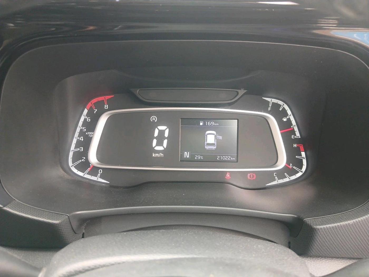 2023 KIA SONET HTK PLUS 1.0 IMT, Petrol, Manual, 21,022 km, interior