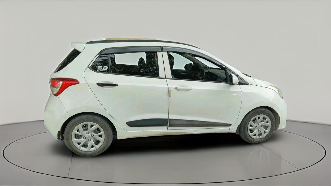 2019 Hyundai Grand i10 SPORTZ 1.2 KAPPA VTVT, Petrol, Manual, 64,565 km, exterior