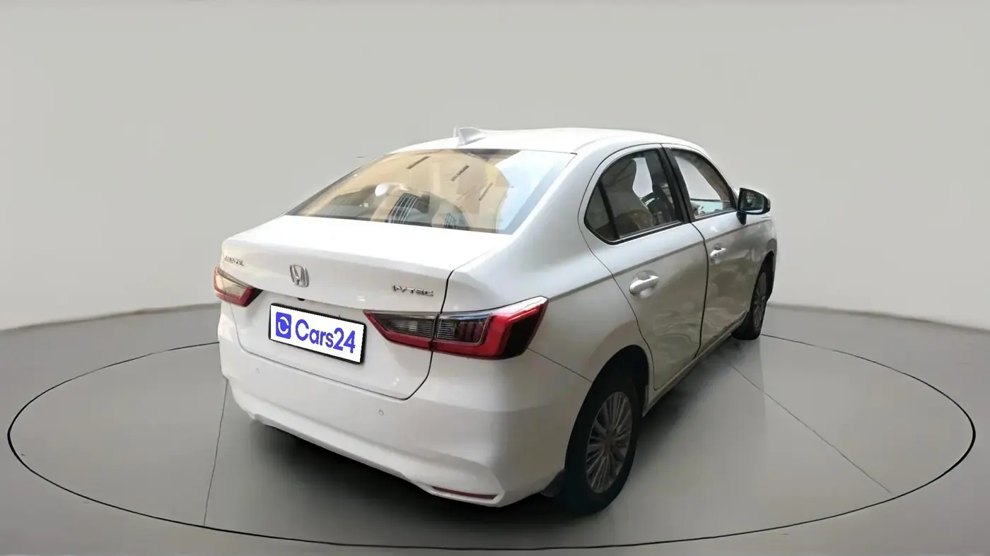 2025 Honda Amaze 1.2L I-VTEC VX CVT, CNG, Automatic, 7,087 km, exterior