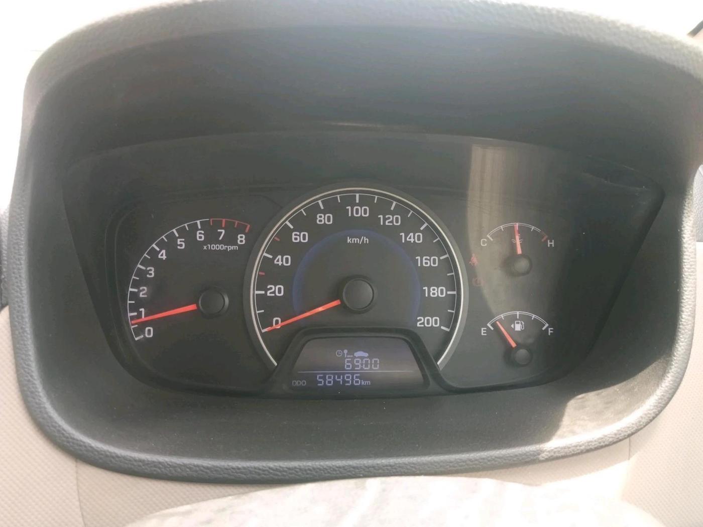 2015 Hyundai Grand i10 MAGNA 1.2 KAPPA VTVT, Petrol, Manual, 58,496 km, interior